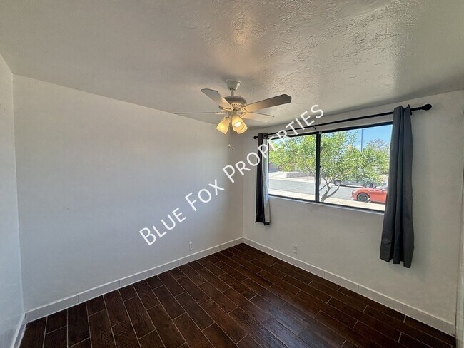Building Photo - 7329 E 28th Pl