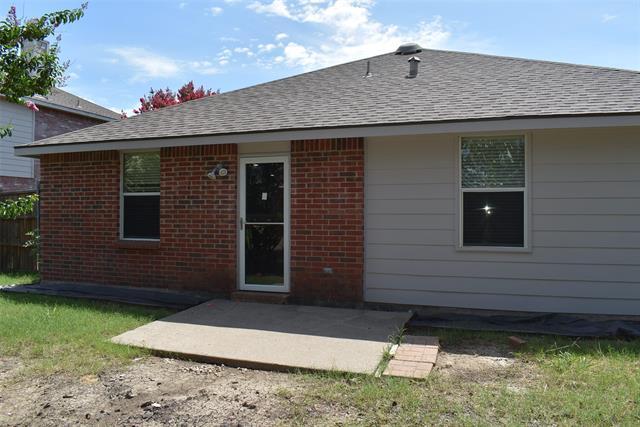 Building Photo - 721 Pickwick Ln