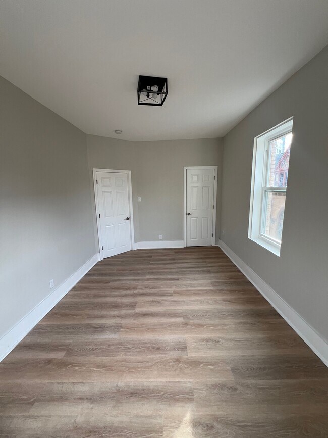 Building Photo - 38 Hemenway St