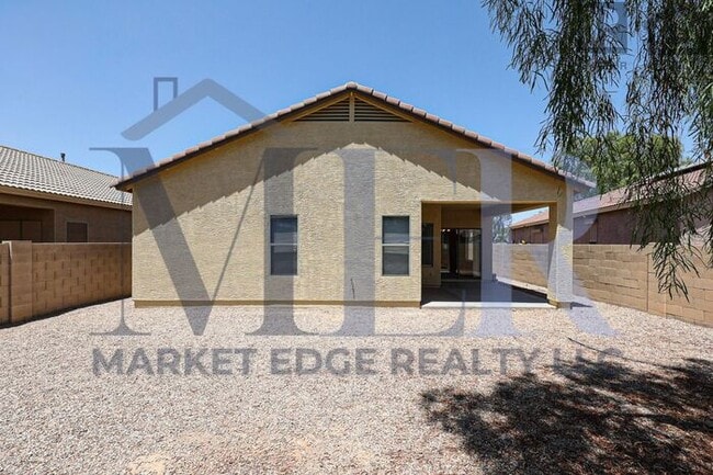 Building Photo - 3Bed/2Bath Home w/2 Car Gar-Maricopa! $199...