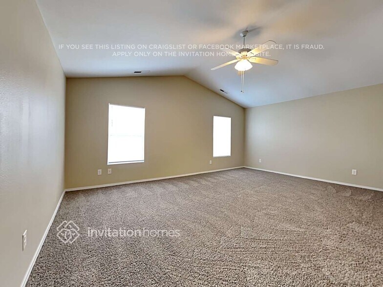 Building Photo - 1042 Black Oak Dr