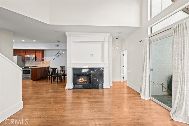 Building Photo - 15 Silver Glade Dr