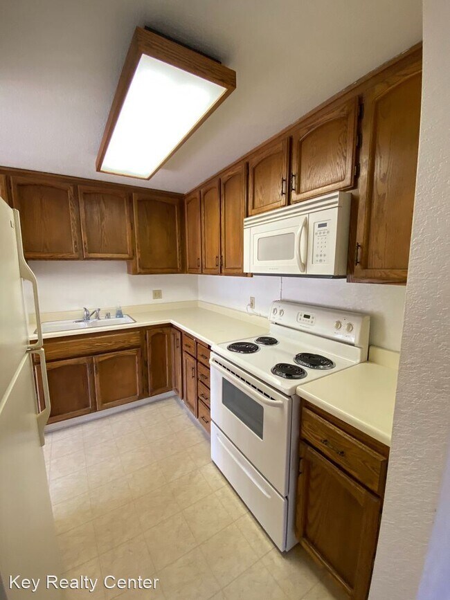 Primary Photo - 2 br, 1 bath House - 11330 Fair Oaks Blvd ...