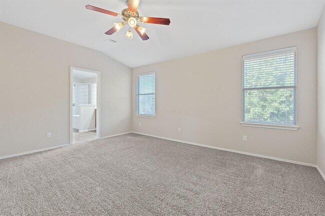 Building Photo - 10512 Wylie Dr