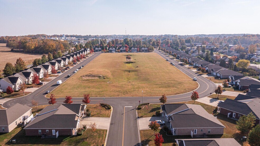 Building Photo - 4532 Picadilly Cir