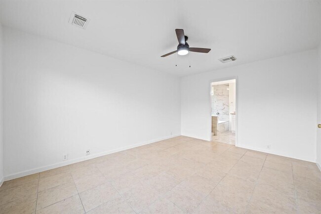 Building Photo - 4806 Dark Canyon Ct