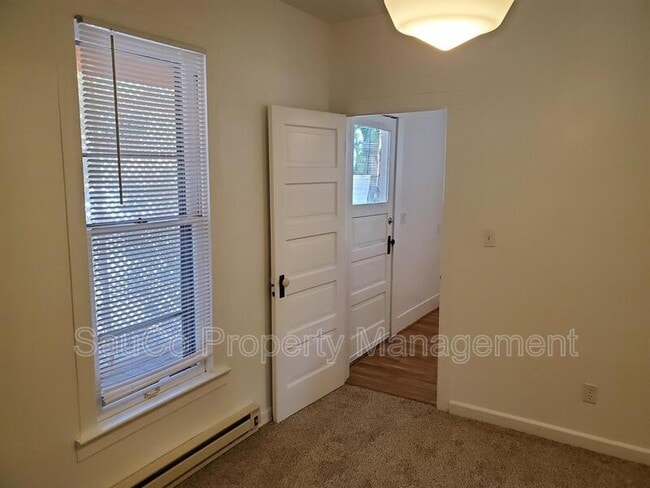 Building Photo - 2114  A. Street - 2