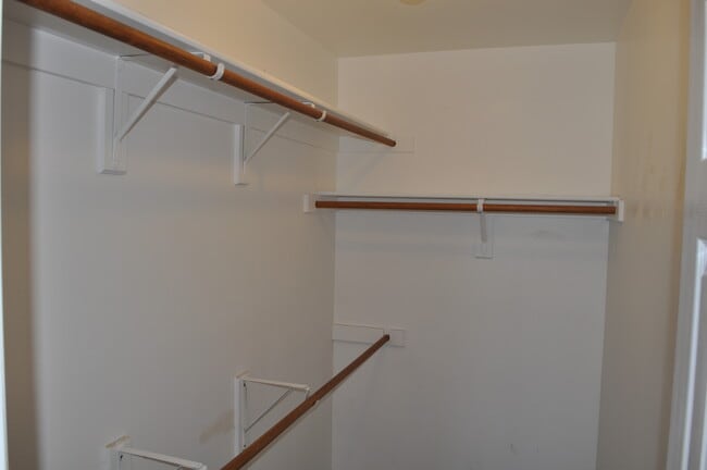 Building Photo - 705 Katy Ln