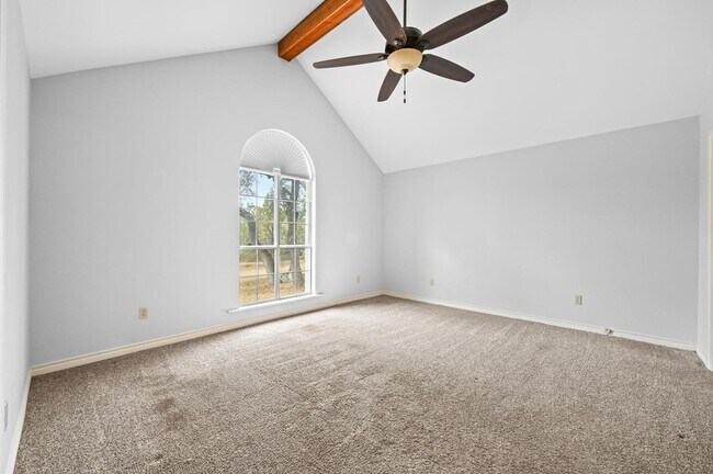 Building Photo - 140 Barton Ranch Cir