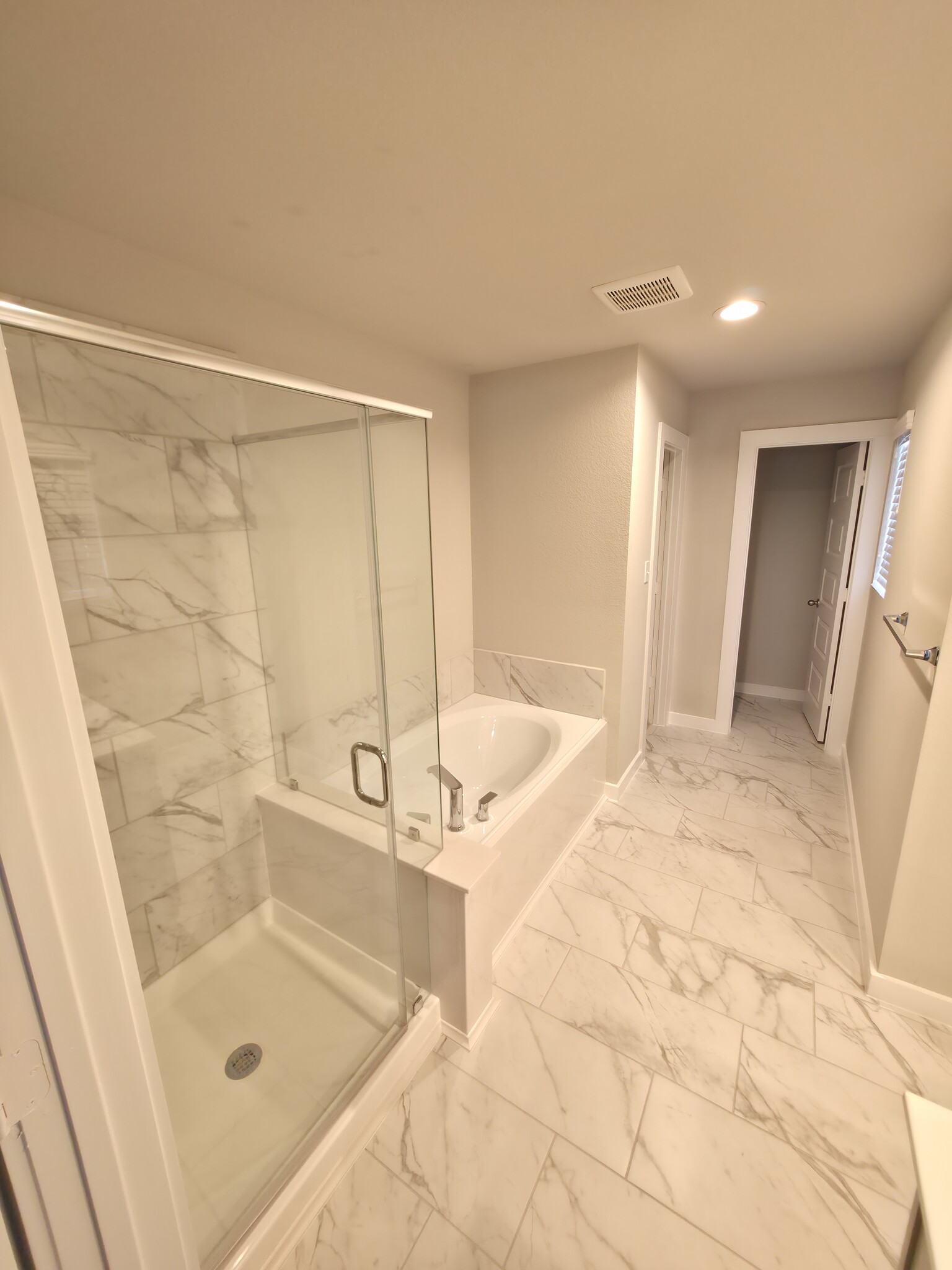 Building Photo - 2626 Finley