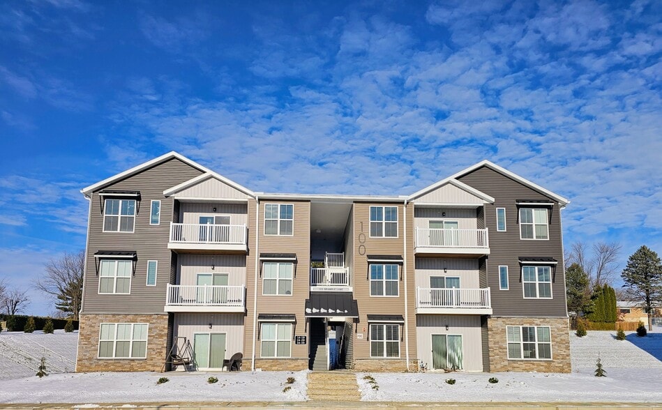 Building Photo - Briar Ridge Commons