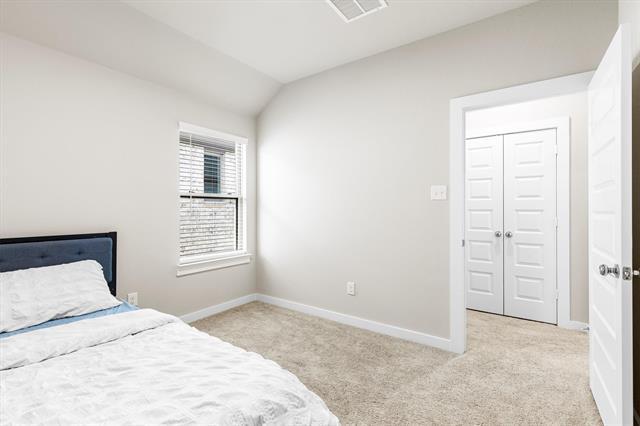 Building Photo - 615 Cottage Wood Dr