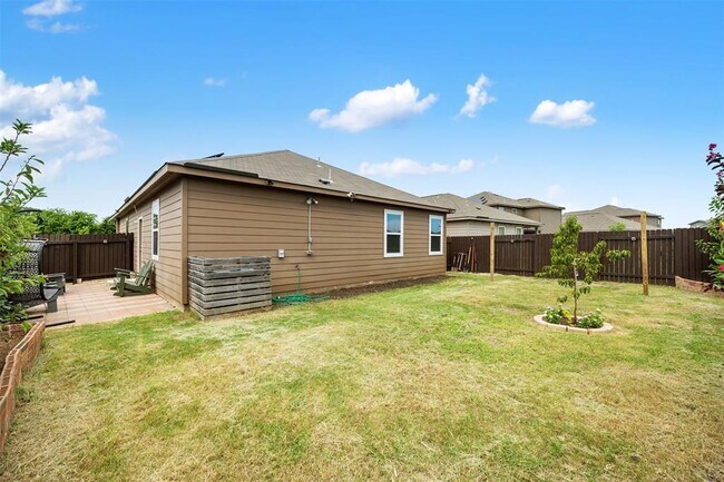 Building Photo - 817 Liberty Meadows Dr