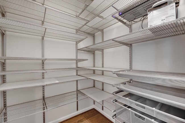 Building Photo - 4213 WOODSPRING Ln