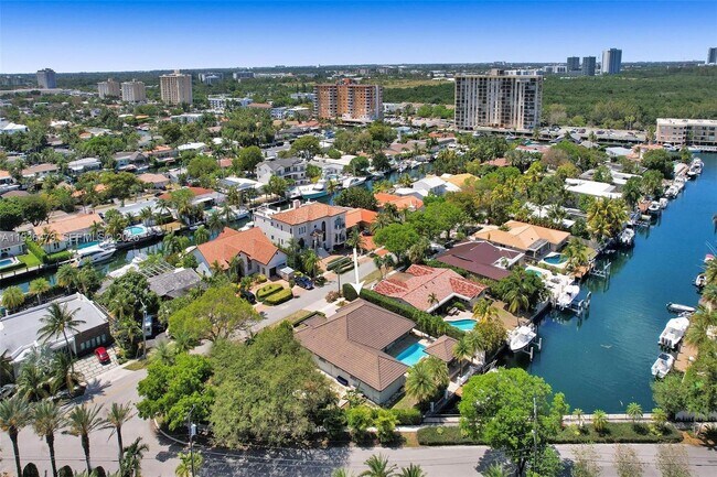 Building Photo - 13015 Biscayne Island Terrace