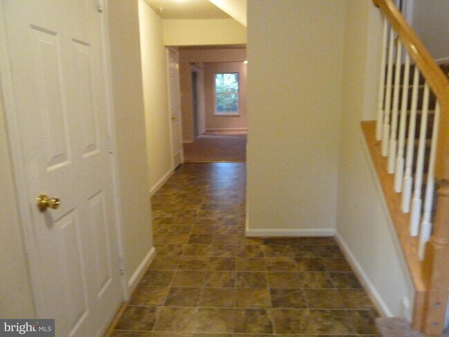 Building Photo - 231 Braxton Way