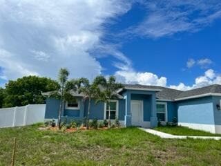 Building Photo - 2352 SW Plum Ct