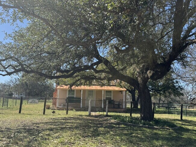 Building Photo - Unique country living in fully furnished cabin! Easy drive to Stephenville.