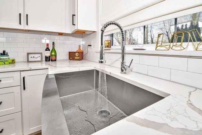 Building Photo - 54 Williams Ave