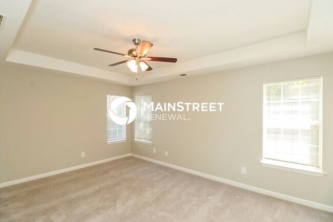 Building Photo - 3 Bedroom Pet-Friendly Home in College Park, GA with Main Street Renewal