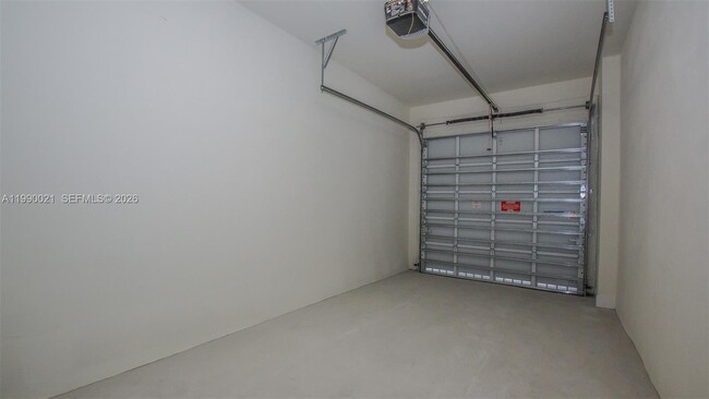 Building Photo - 6415 NW 102nd Path