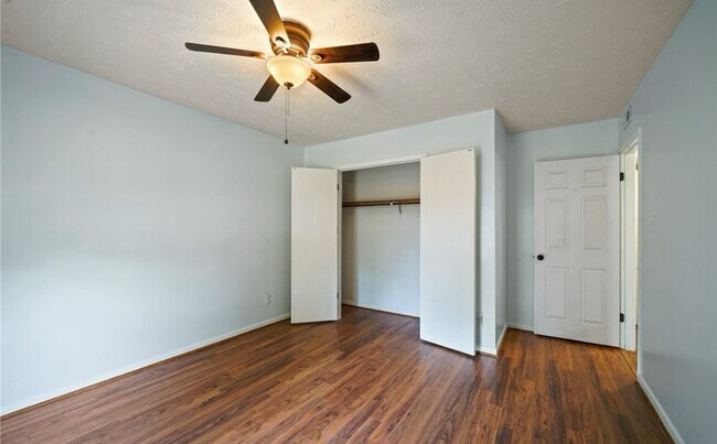 Building Photo - 6921 Brockwood St