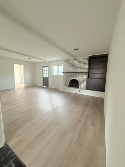 Building Photo - 10721 E 26th Pl