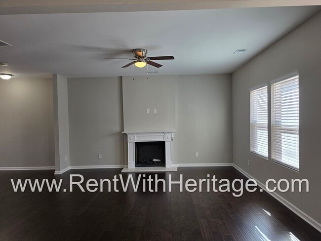 Building Photo - Stunning New 4bd/ 2.5ba / Immaculate / Attention to Detail/ Great Location