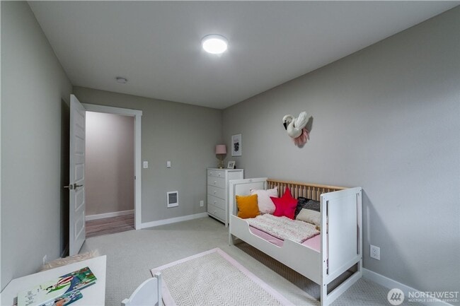 Building Photo - North Seattle - Pinehurst Updated 3 Bedroom 2 Bath Rambler