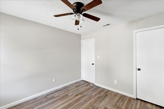 Building Photo - Condo for rent in Grayson Valley
