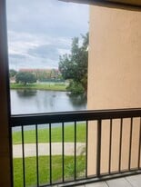 Building Photo - 950 Egret Cir