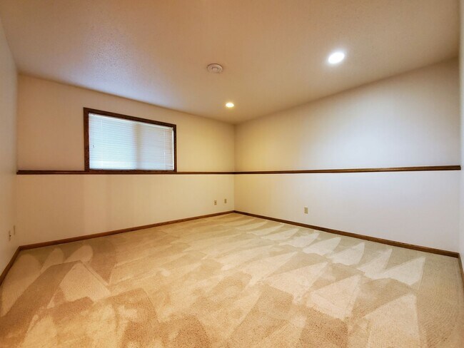 Building Photo - Candle Park West Townhomes - 1721