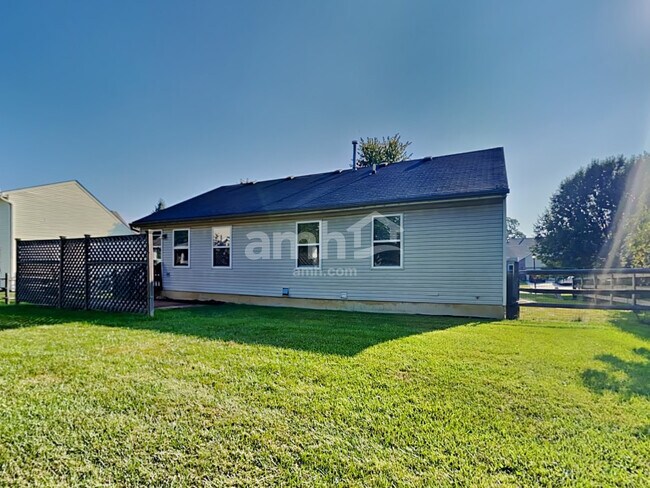 Building Photo - 1169 Poplar Hill Dr