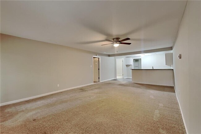 Building Photo - 603 Brolley Ct