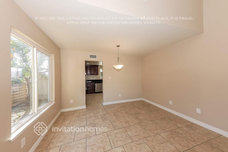 Building Photo - 1462 Hermosa Dr