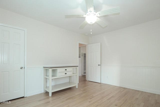 Building Photo - 3845 Sunset Ln