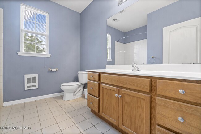 Building Photo - 41 Azalea Dr