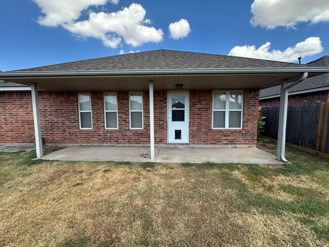 Building Photo - 4516 SE 79th St