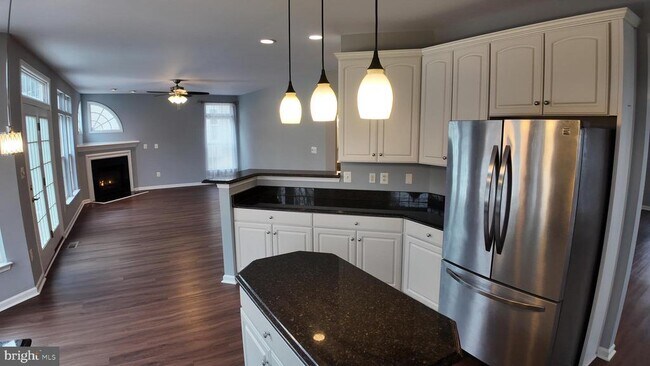 Building Photo - 12405 Milestone Manor Ln