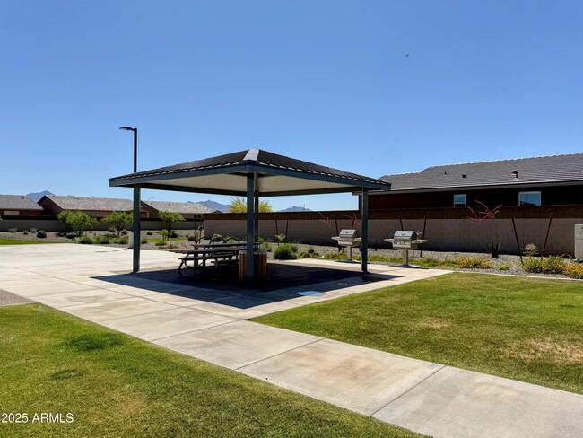 Building Photo - 3814 S 87th Dr