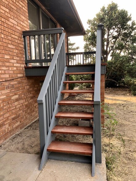 Building Photo - 738 S Watermelon Dr