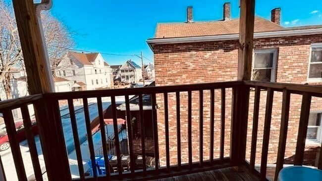 Building Photo - 182 West St