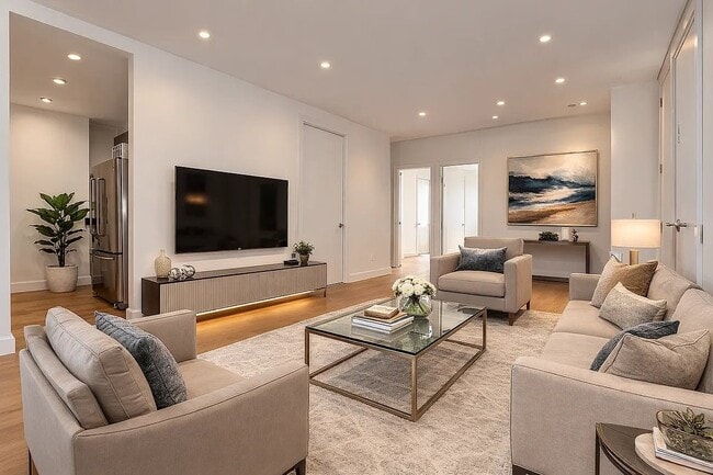 Building Photo - 50 Murray St