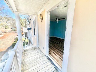 Building Photo - 1006 Canberra Pl