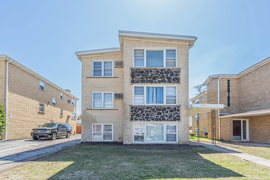 Building Photo - 651 Beau Ct