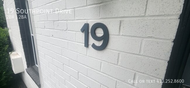 Primary Photo - 19 Southpoint Dr