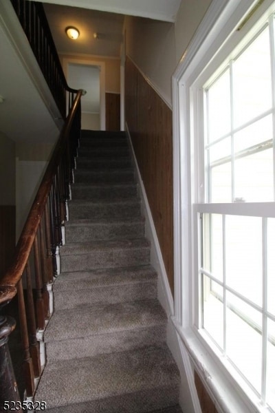 Building Photo - 28 White Meadow Ave