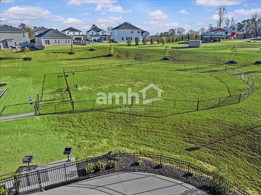 Building Photo - 790 Treeline Rd