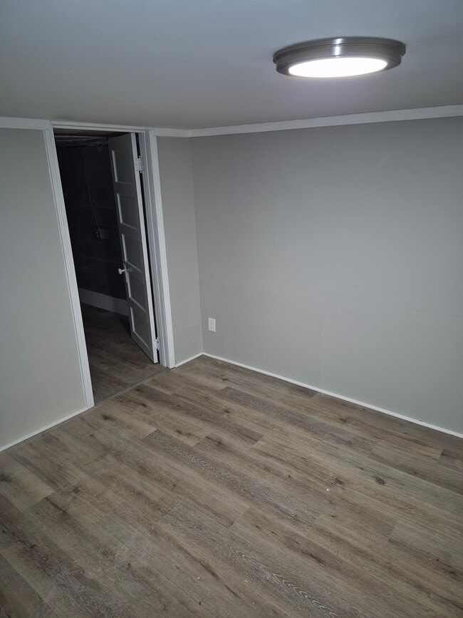 Building Photo - 412 A St