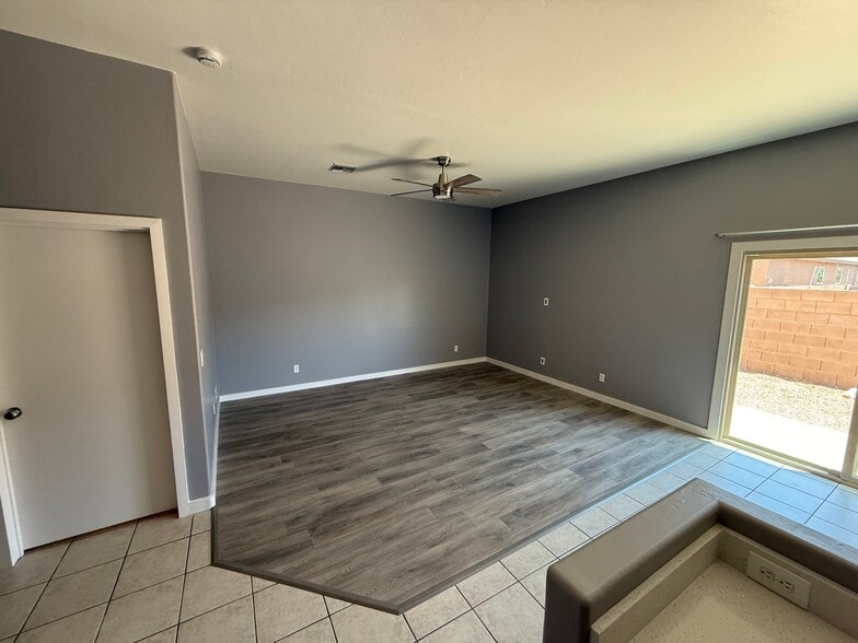 Building Photo - 8538 E Seabury Ct